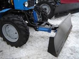 Отвал поворотный снеговой с гидроповоротом для трактора МТЗ, ширина 2800 мм, высота 700 мм